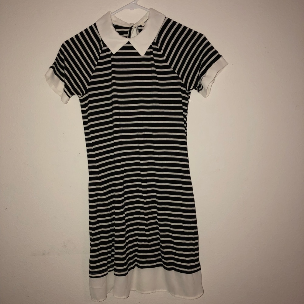 Striped collar dress